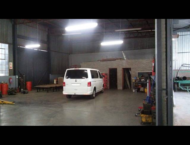 1,320M² WAREHOUSE FOR SALE IN RANDFONTEIN CENTRAL